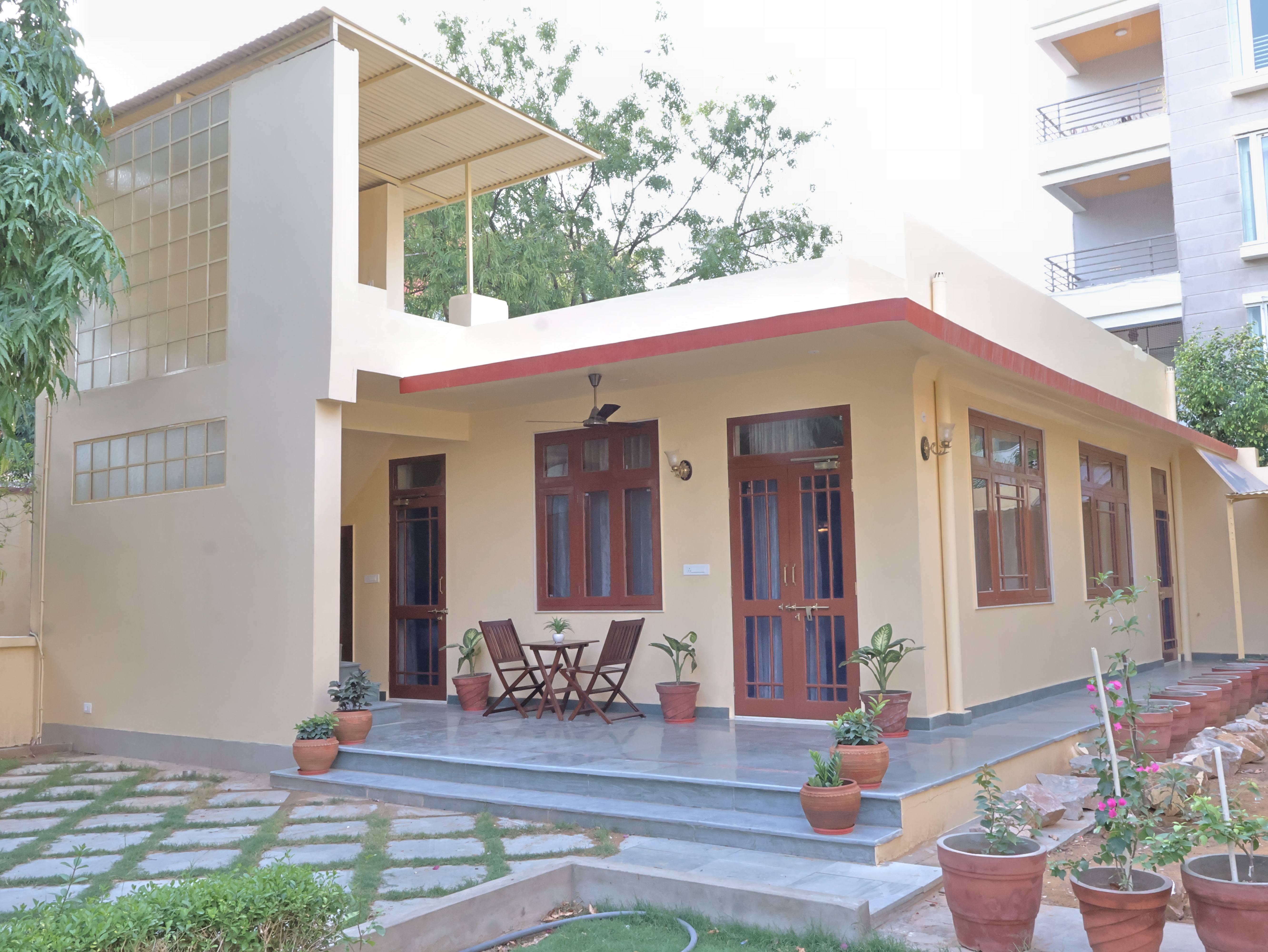 Room exterior with sitout area
